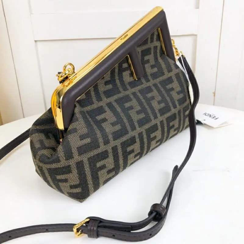 fendi aaa qualite mini sac a main pour femme s_12123022